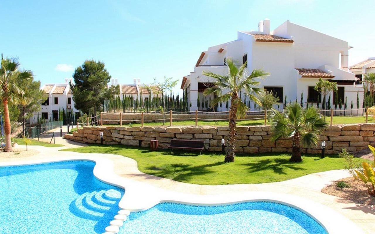 Вілла Adosado Sierra Cortina Finestrat-Benidorm Екстер'єр фото